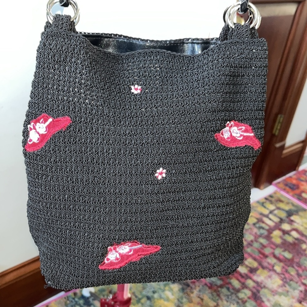 Crocheted bag  black / red velvet hat /white lt. Blue Red flower appliqué 3 comp - Picture 4 of 17